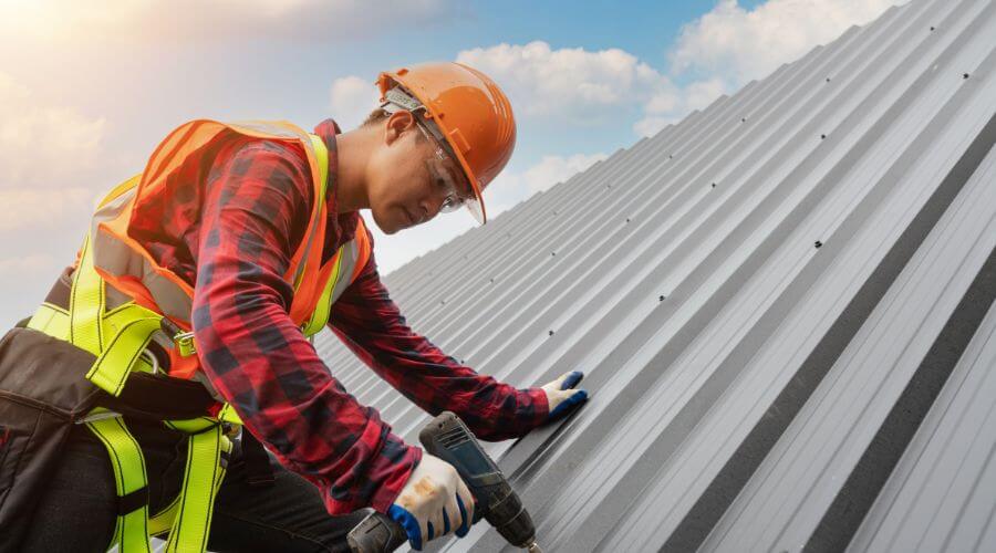 Professional residential roofers in Santa Maria, TX